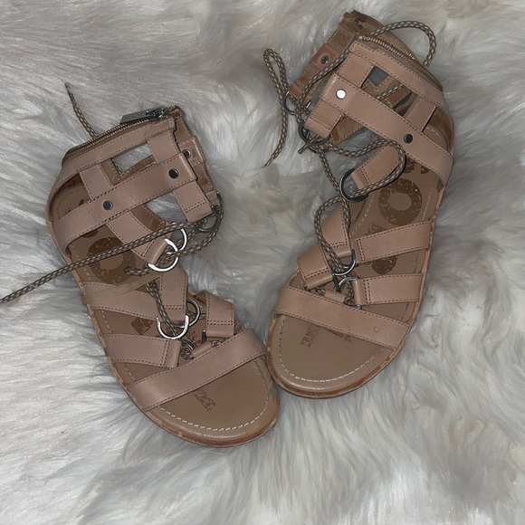 Sorel Shoes - Sorel ☀️ gladiator sandals